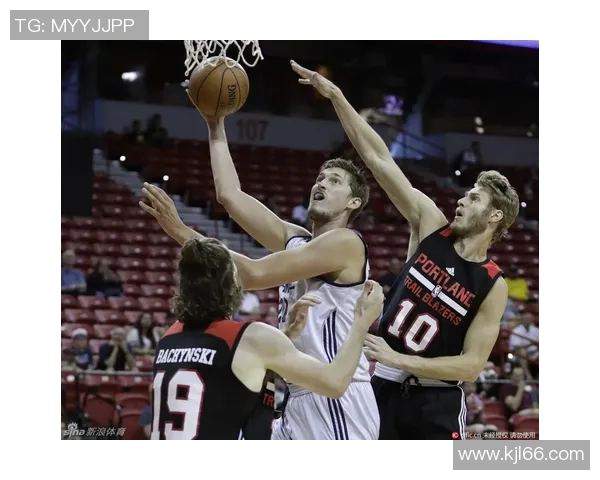 骑士与爵士精彩对决全场比赛视频回顾与精彩瞬间分析